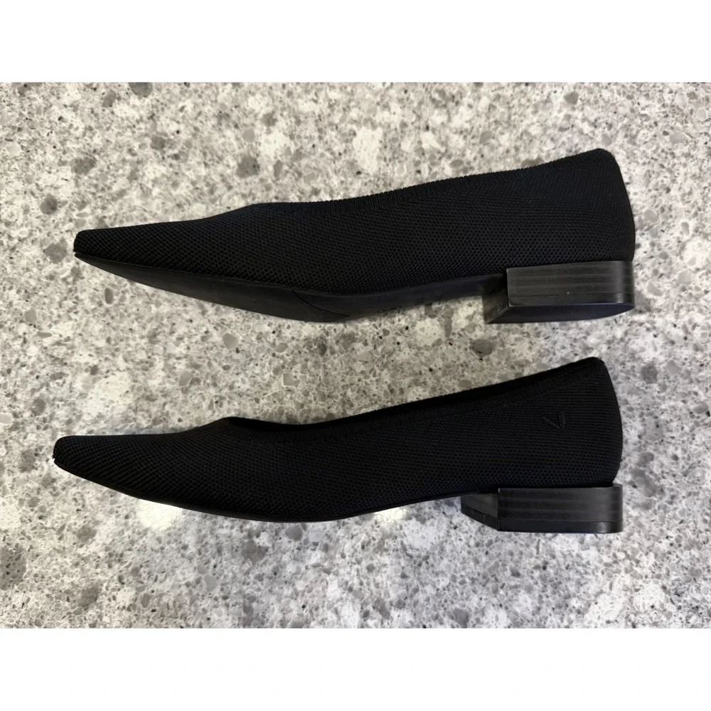 Vivaia brand item
